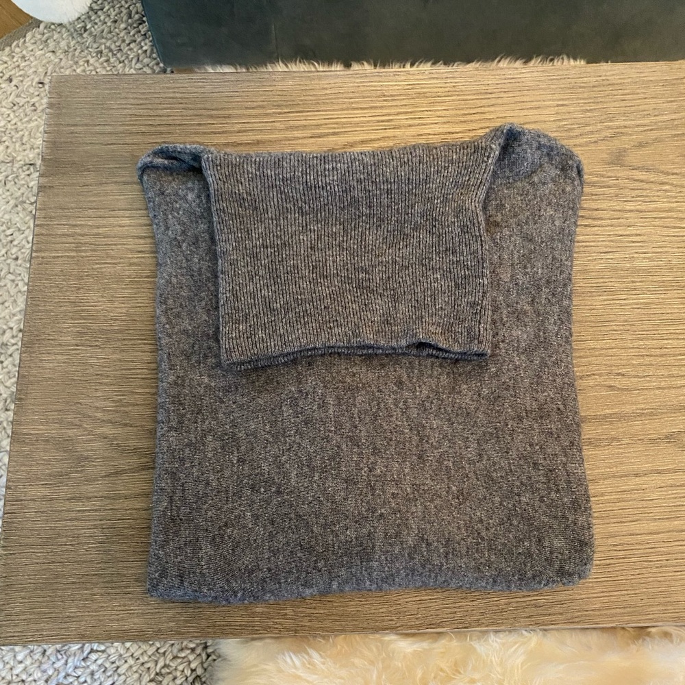 Garnet Hill, XS, gray wool/cashmere, oversized sweater/dress.